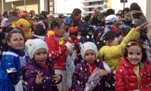 Tutti in maschera: scuola Primaria “G. Carretta” e scuola Sec. 1° “M. Vizzone” di San Ferdinando Tutti in maschera: scuola Primaria “G. Carretta” e scuola Sec. 1° “M. Vizzone” di San Ferdinando