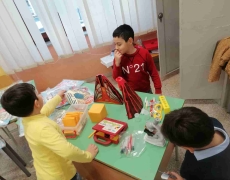 Attività alunni laboratorio scienze
