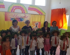 English moment: Classi III San Ferdinando, dopo il musical "Grease"